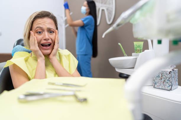 Best Emergency Denture Repair in Hawthorn Woods, IL